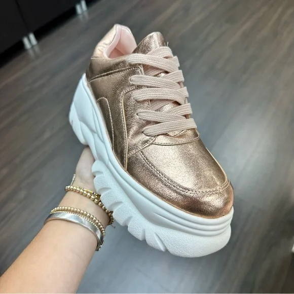 Rose gold metallic chunky sneaker - Picture 2 of 6